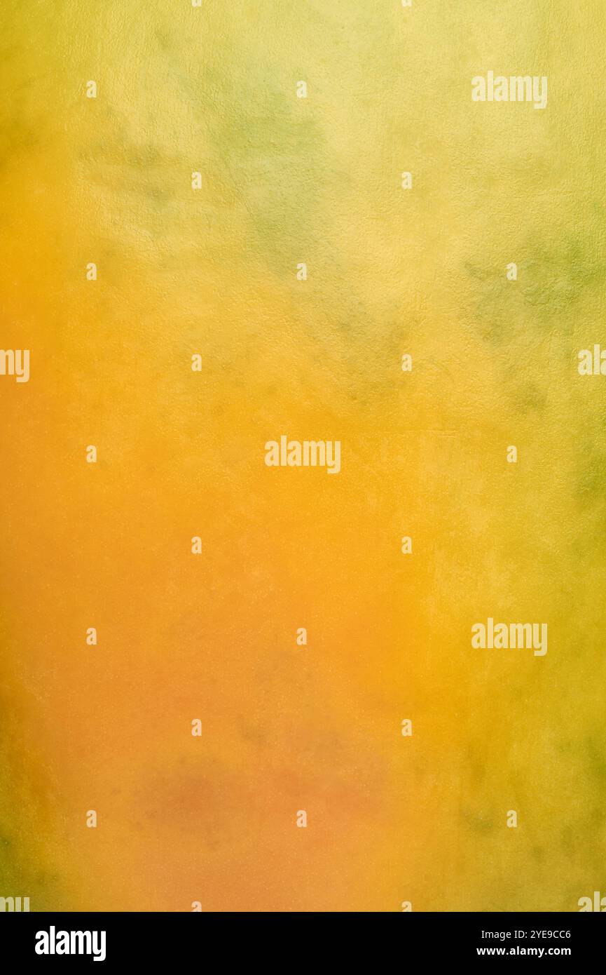 abstract di pelle di papaia matura, sfondo con superficie di frutta dai toni giallo e verde vibrante, sfondo o sfondo in vista macro ravvicinata Foto Stock