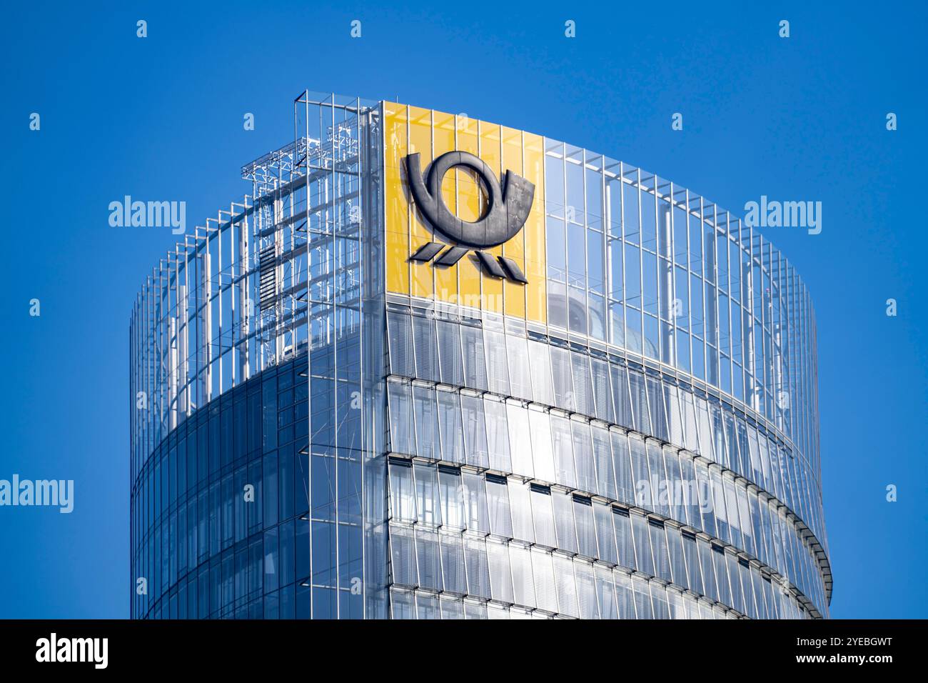 La Posttower, sede di Deutsche Post, grattacielo a Bonn, NRW, Germania, Foto Stock