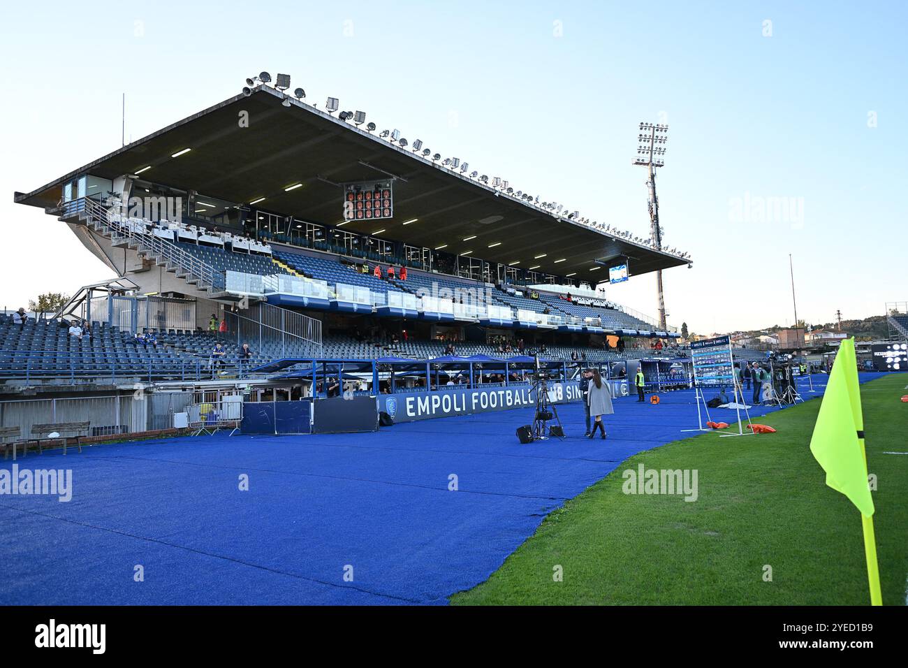 Stadio Carlo Castellani, Empoli, Italia. 30 ottobre 2024. Serie A Football; Empoli contro Inter Milan; Una vista generale dello stadio Carlo Castellani che mostra lo stand principale Credit: Action Plus Sports/Alamy Live News Foto Stock