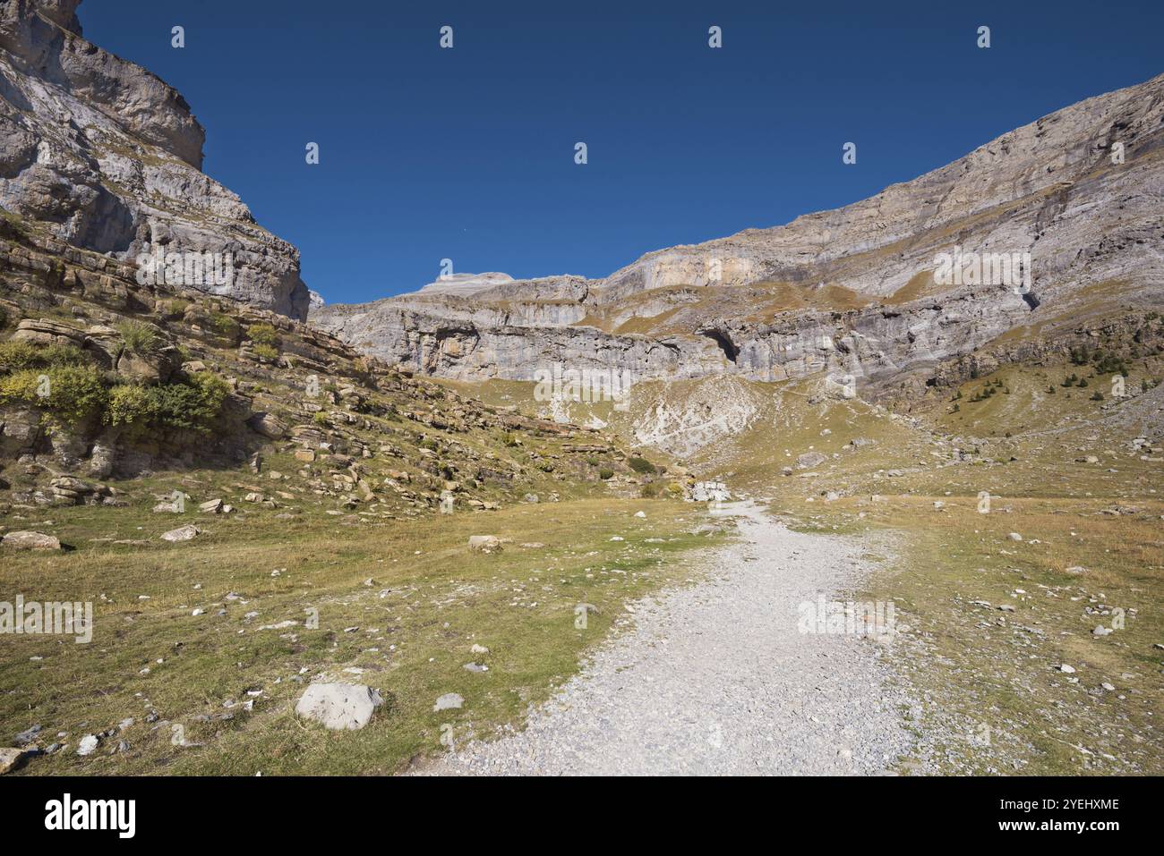 Paesaggio di Ordesa e Parco Nazionale del Monte perdido nei pirenei Aragonesi, Spagna, Europa Foto Stock