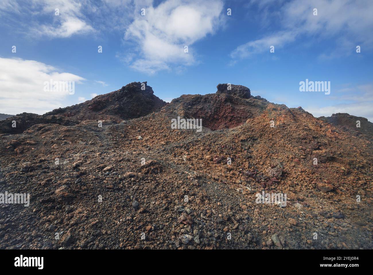 Incredibile paesaggio vulcanico nel parco nazionale di Timanfaya, Lanzarote, isole canarie, Spagna, Europa Foto Stock