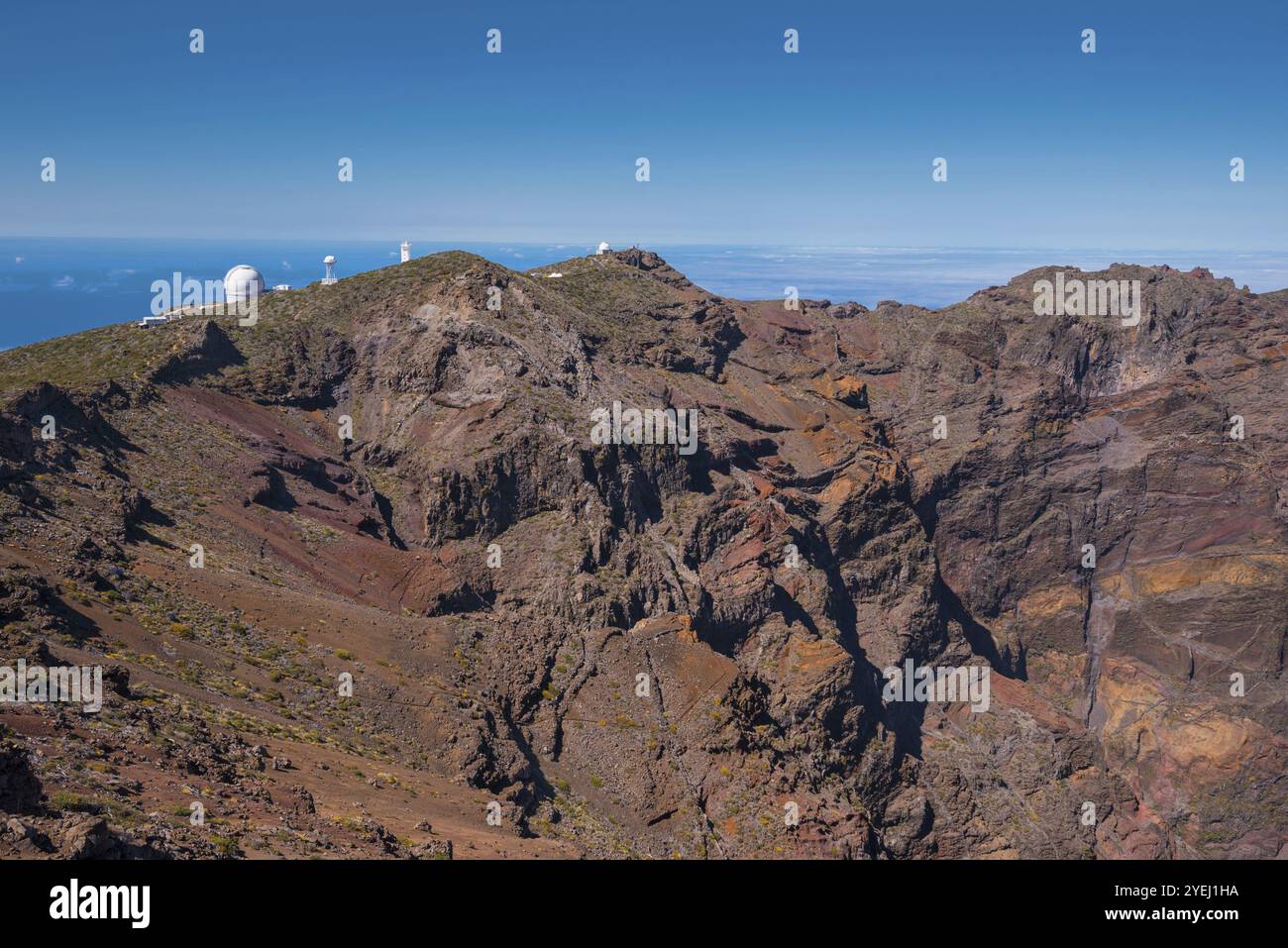 Osservatorio astronomico a Roque de los muchachos, la vetta più alta dell'isola di la Palma, l'isola delle Canarie, la Spagna, l'Europa Foto Stock