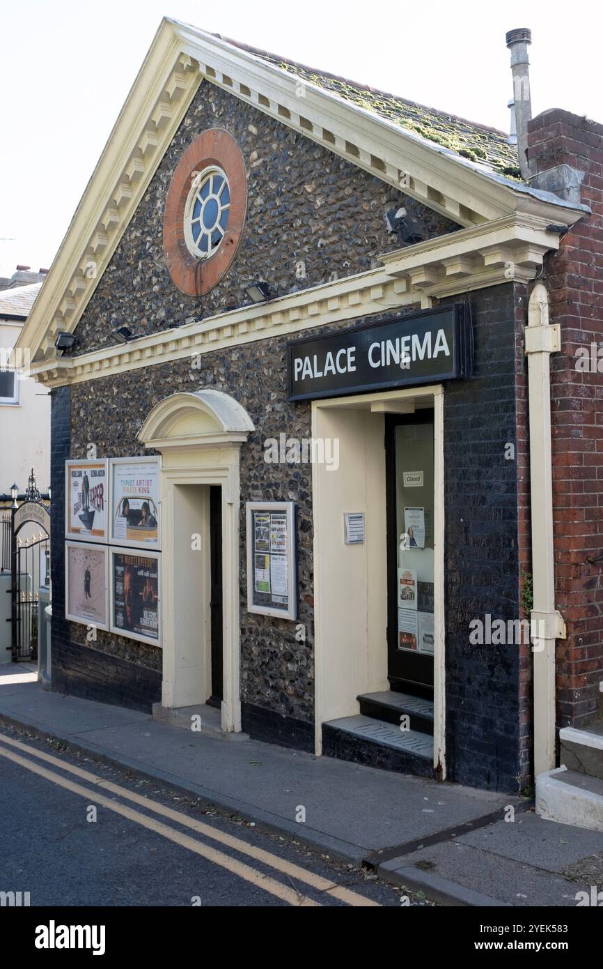 Il Palace Cinema di Broadstairs è un piccolo cinema a conduzione familiare, classificato di secondo livello, sul mare nel Kent. Foto Stock