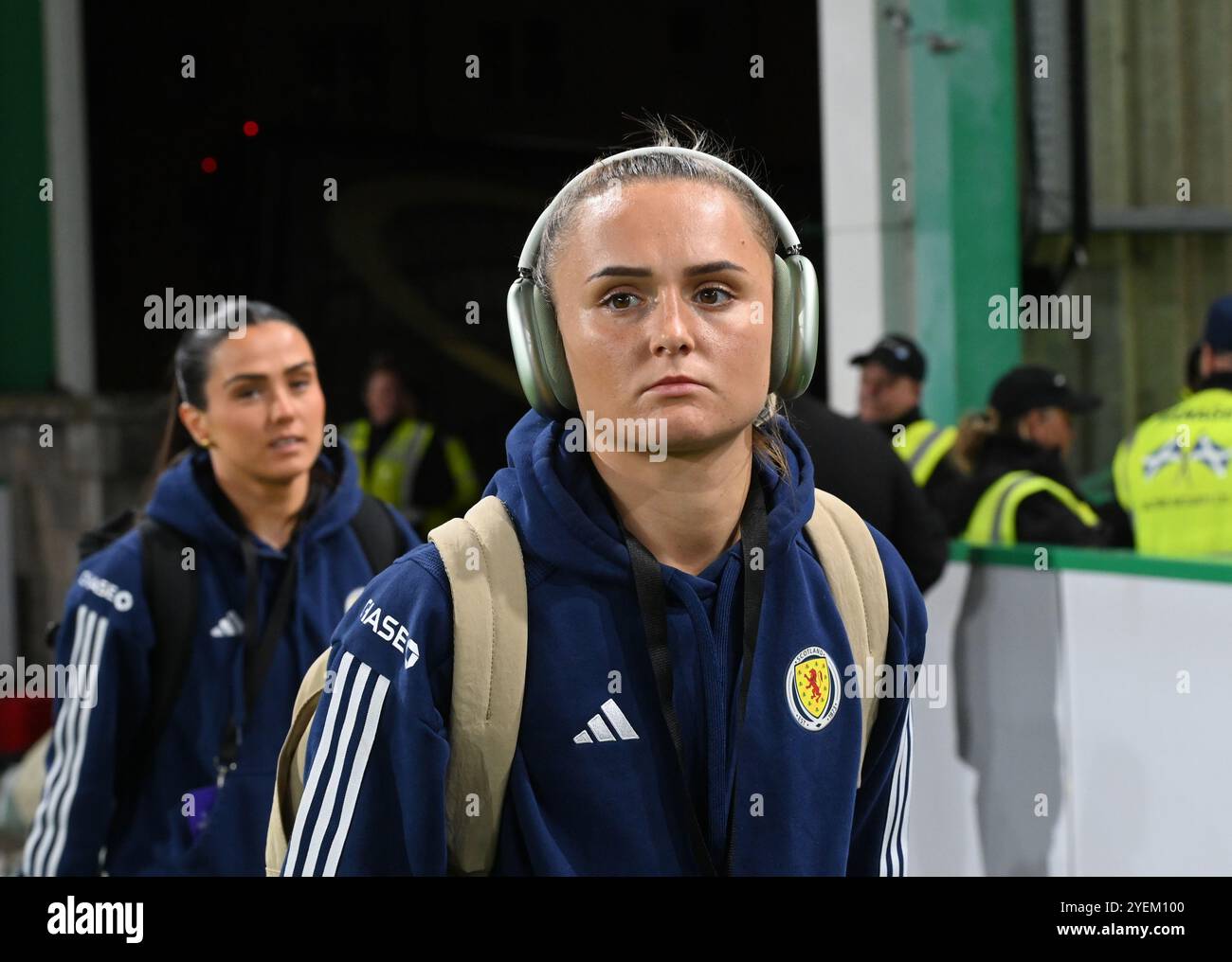 Martedì 29 ottobre UEFA WomenÕs Campionato europeo Play-off Scozia contro Ungheria. Easter Road Stadium, Edimburgo. Arrivi della squadra scozzese. Sam Kerr Foto Stock