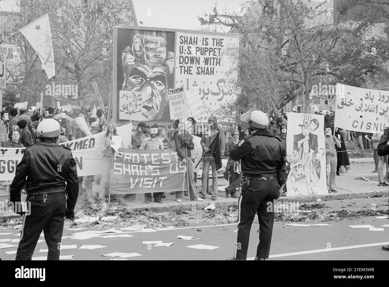 I giudici di sinistra protestano. Arriva Shah; le dimostrazioni continuano. Washington DC., Stati Uniti. 15 novembre 1977 Foto Stock