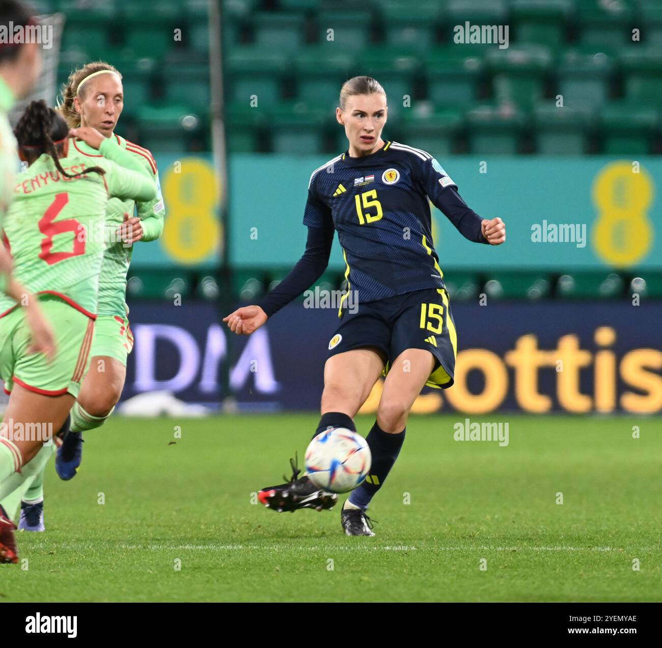 Martedì 29 ottobre UEFA WomenÕs Campionato europeo Play-off Scozia contro Ungheria Easter Road Stadium, Edimburgo. Scotlands, Jenna Clark Foto Stock