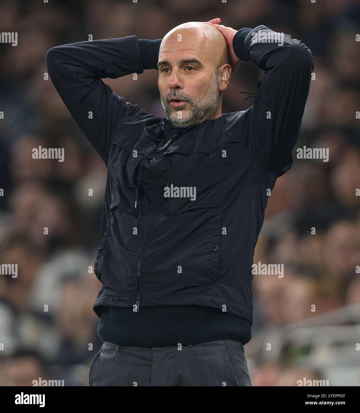 Londra, Regno Unito. 30 ottobre 2024. Tottenham Hotspur V Manchester City - Carabao Cup - Tottenham Hotspur Stadium. Pep Guardiola, manager del Manchester City. Crediti immagine: Mark Pain / Alamy Live News Foto Stock