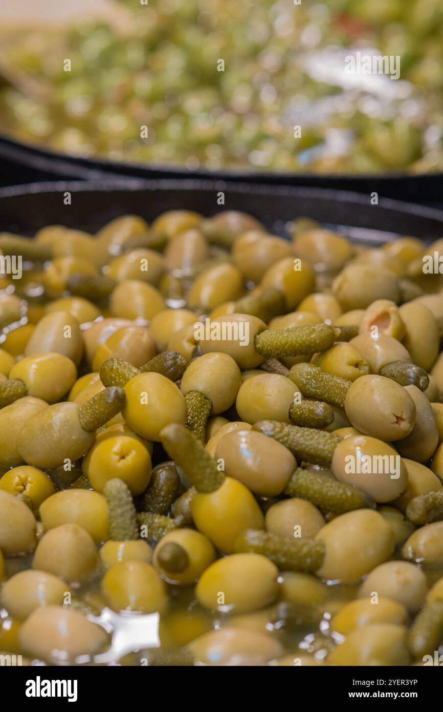 olive marinate in modi diversi Foto Stock