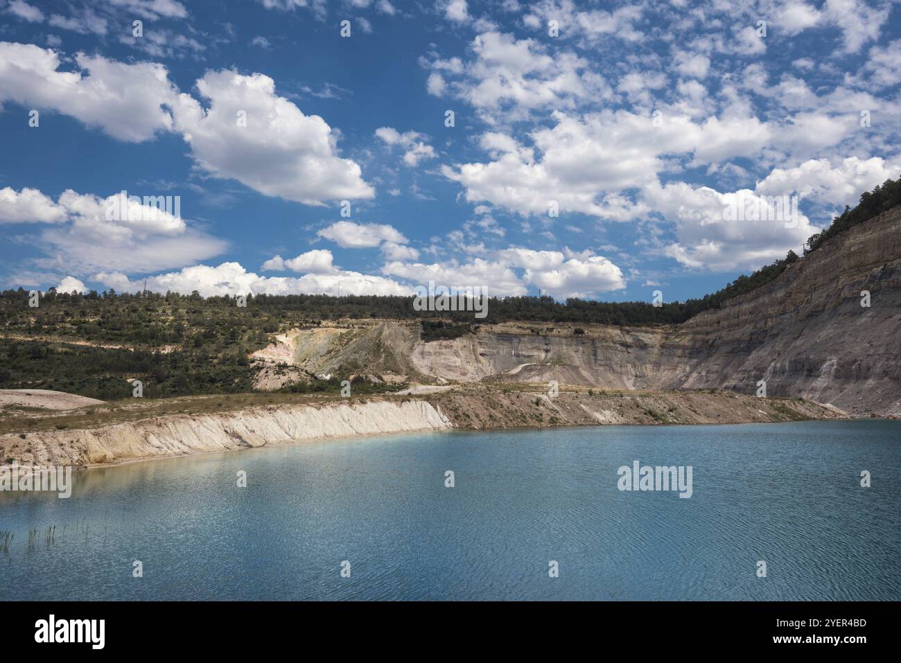 'Turqoise' lago in una miniera a cielo aperto Foto Stock