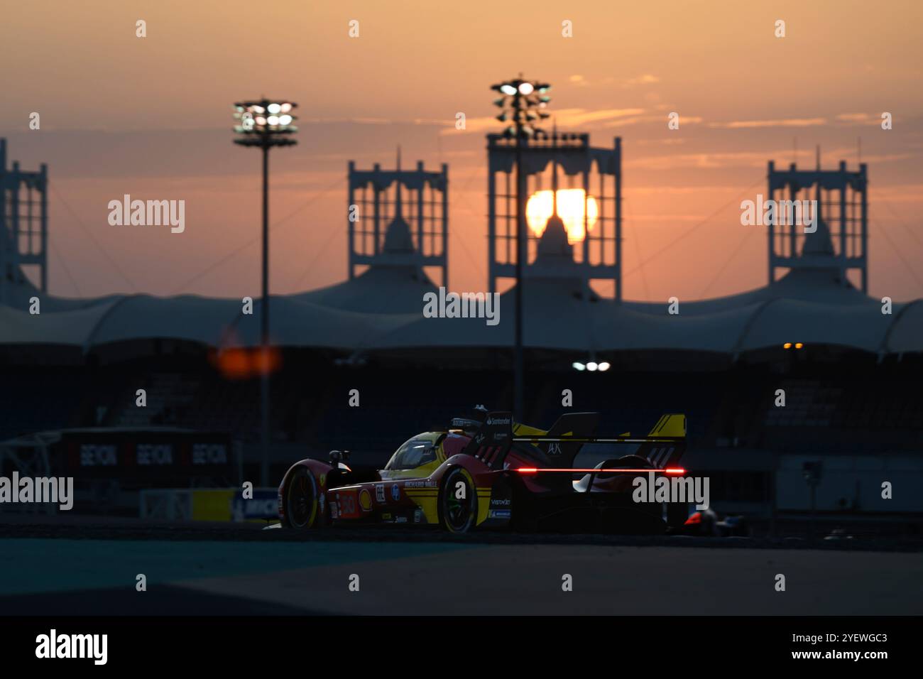 Sakhir, Bahrein. 1 novembre 2024. Ferrari AF CORSE No.50 Hypercar - Ferrari 499P, Antonio fuoco (ITA), Miguel Molina (ESP), Nicklas Nielsen (DNK) durante le qualifiche. Ahmad al Shehab/Alamy Live News. Foto Stock