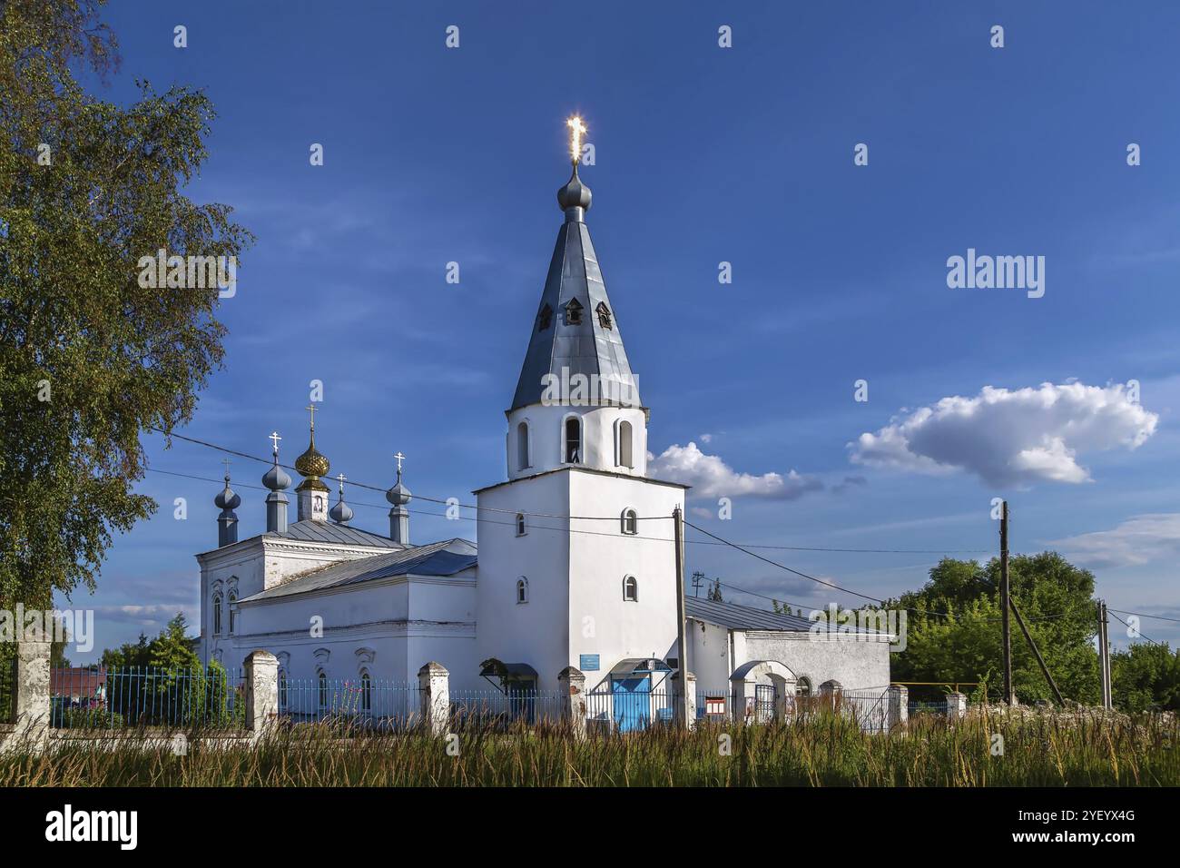 Chiesa dell'Epifania a Zavolzhsk vicino Volga, fiume, Russia, Europa Foto Stock