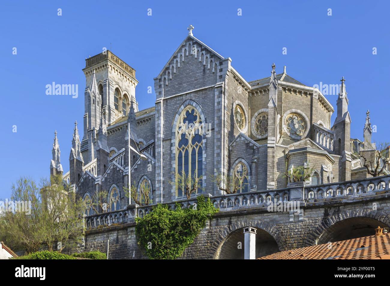 La chiesa di Sant'Eugenia fu costruita nel 1856 in uno splendido stile romano-bizantino a Biarritz, Francia, Europa Foto Stock