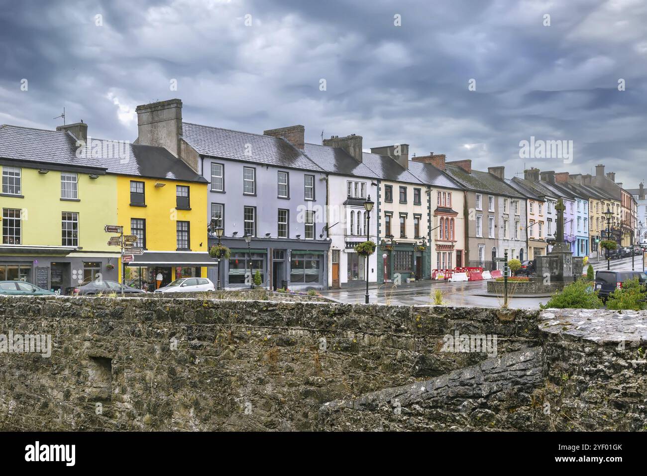 Street nel centro della città di Cahir, Irlanda, Europa Foto Stock