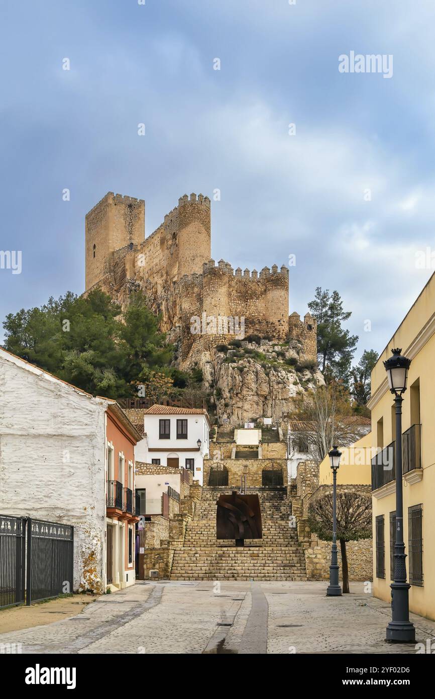 Il castello di Almansa è uno dei castelli più belli e meglio conservati di Castiglia-la Mancha, Spagna, Europa Foto Stock