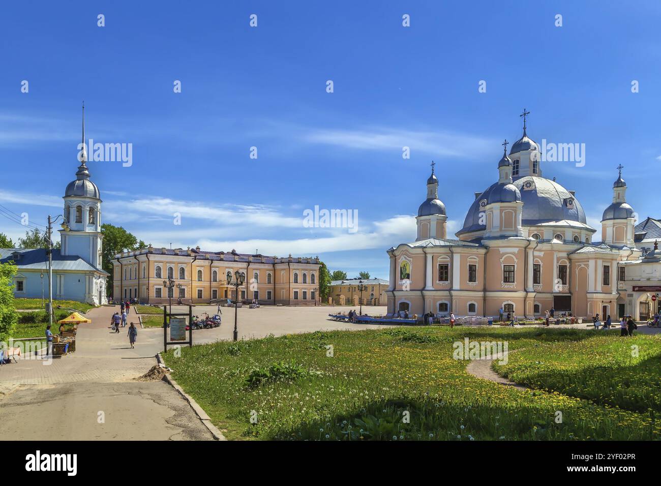 Piazza del Cremlino con la Cattedrale della Resurrezione a Vologda, Russia, Europa Foto Stock