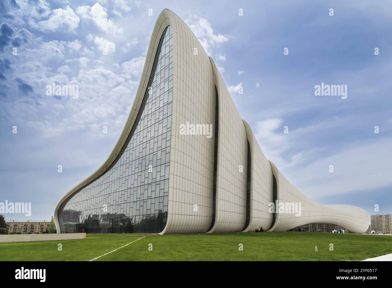 L'Heydar Aliyev Center sta costruendo un complesso a Baku, Azerbaigian, Asia Foto Stock