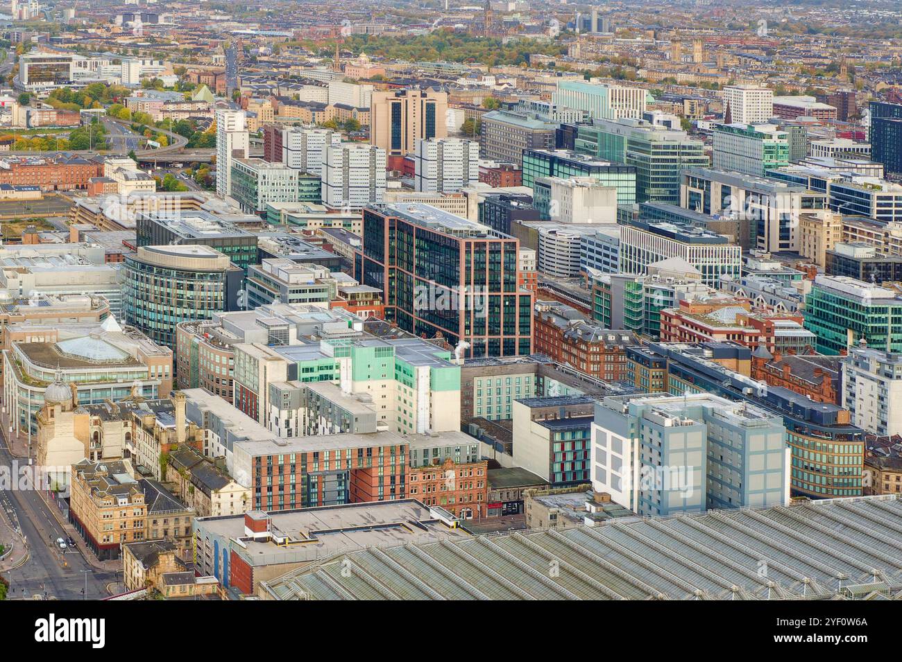 Vista aerea della città di Glasgow dell'area finanziaria e degli affari Foto Stock