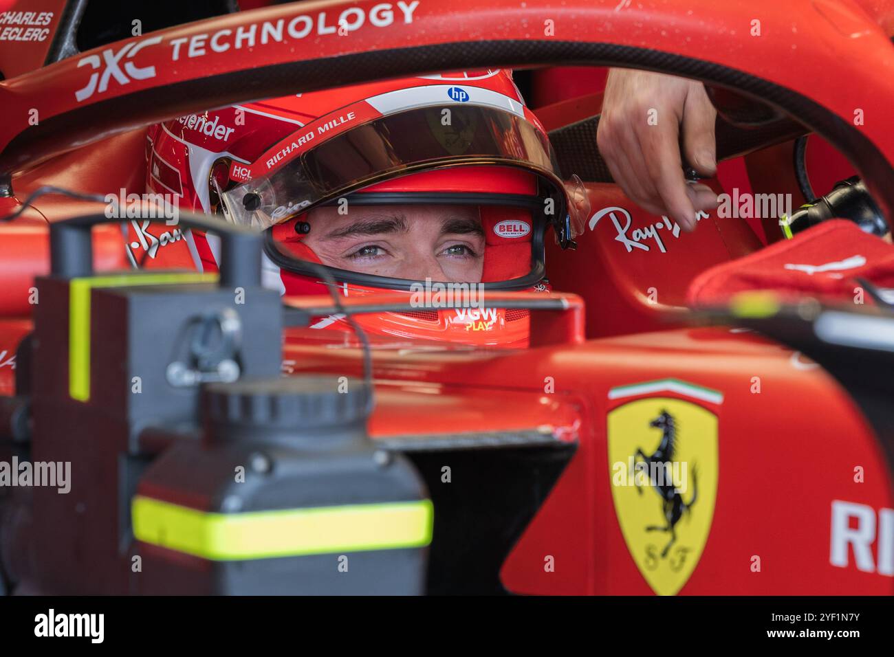 Autodromo Jose Carlos Pace, quindi Paulo, Brasile. 2.novembre.2024; Charles Leclerc di Monaco e Scuderia Ferrari durante il Gran Premio del Brasile di Formula 1 crediti: Jay Hirano/AFLO/Alamy Live News Foto Stock
