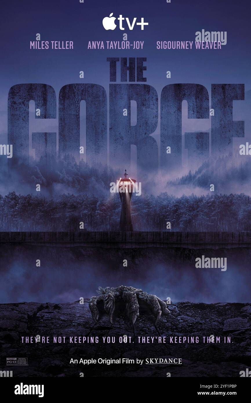 The Gorge (2025) diretto da Scott Derrickson e interpretato da Miles Teller, Anya Taylor-Joy e Sigourney Weaver. Due cecchini d'élite sorvegliano una gola misteriosa contenente un male invisibile. USA SOLO PER USO EDITORIALE DI un foglio di poster. Credito: BFA / Apple TV+ Foto Stock
