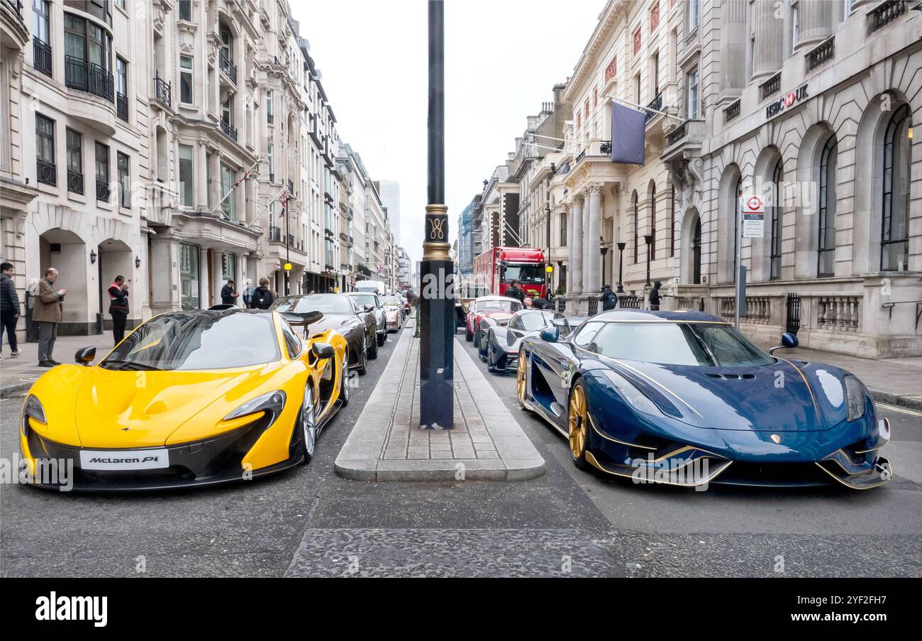 2024 St James, spettacolo automobilistico a Pall Mall Londra, Regno Unito Foto Stock