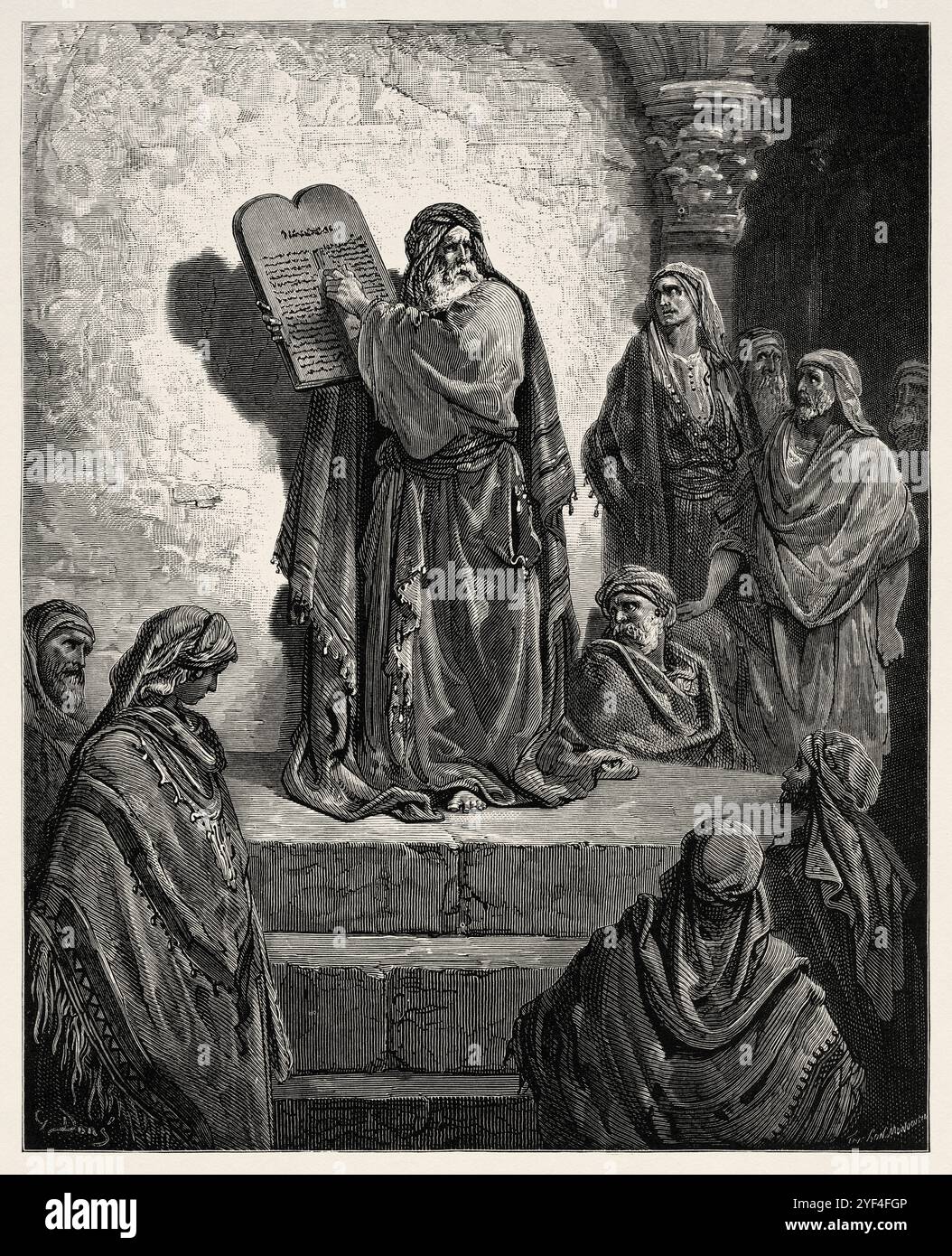 Ezra lo Scribe mostra i dieci comandamenti sulle tavolette al popolo. Vecchio Testamento. Illustrazione della bibbia antica di Gustave Dore (1832–1883) Foto Stock