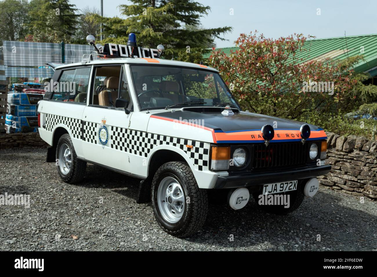 Polizia Range Rover. Supercar e Classic Car domenica 2022 Foto Stock