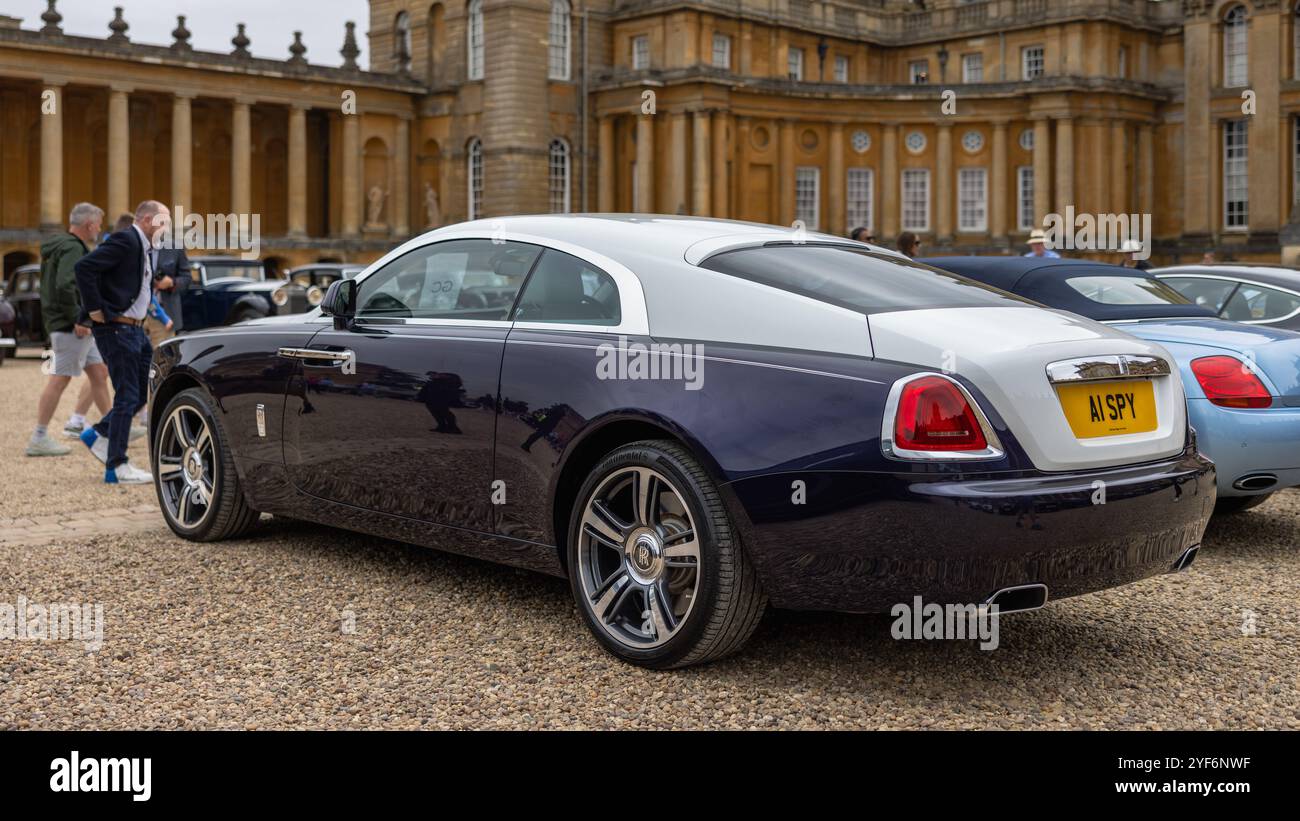 2016 Rolls-Royce Wraith, in mostra al Salon Privé Concours d'Elégance Motor show tenutosi a Blenheim Palace. Foto Stock