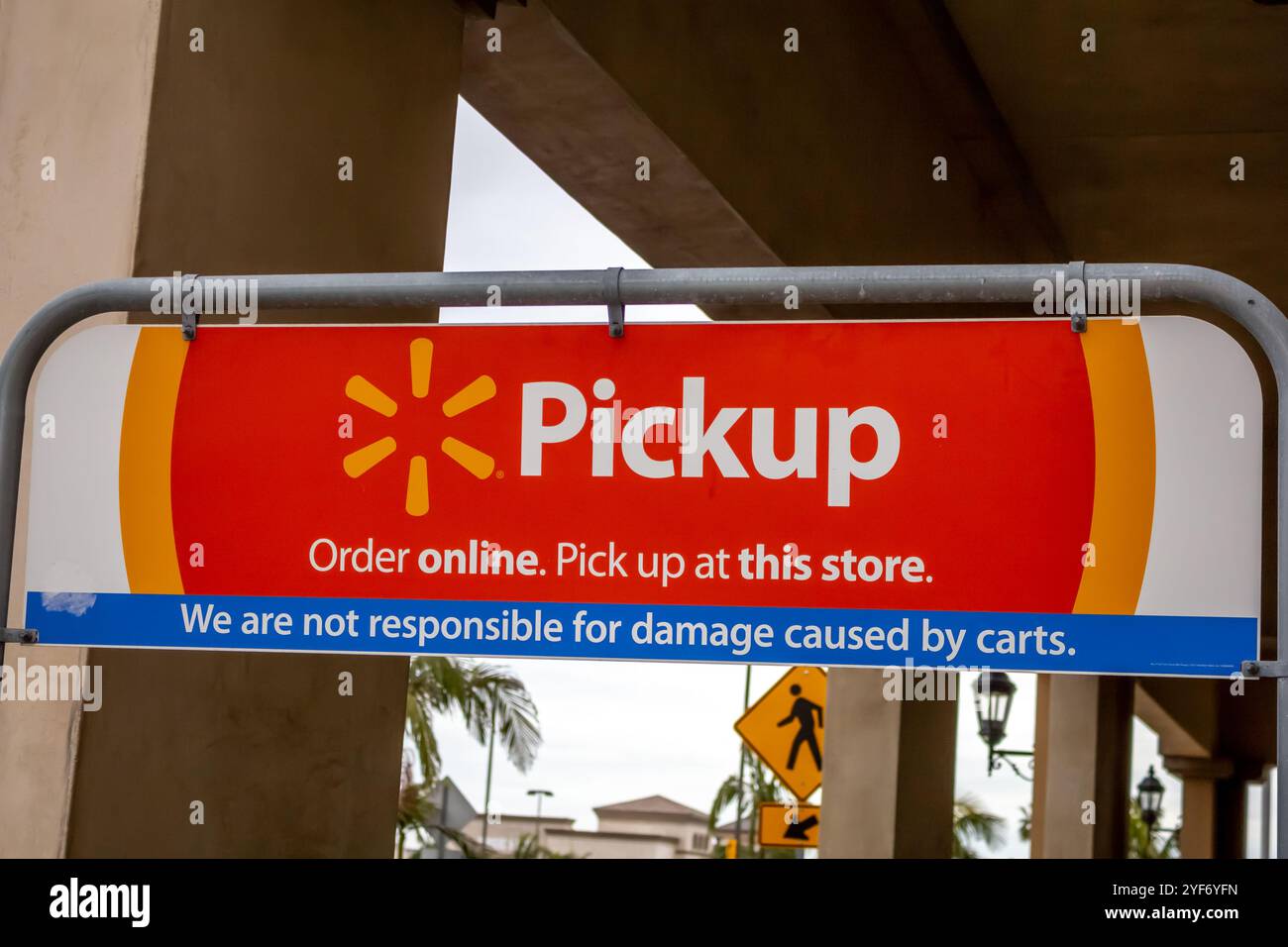 Los Angeles, California, Stati Uniti - 03-01-2019: Una vista di un cartello Walmart. Foto Stock