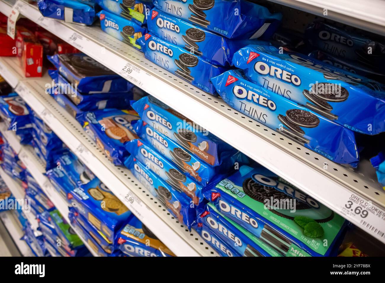Los Angeles, California, Stati Uniti - 03-19-2019: Una vista di biscotti Oreo assortiti, presso il negozio. Foto Stock