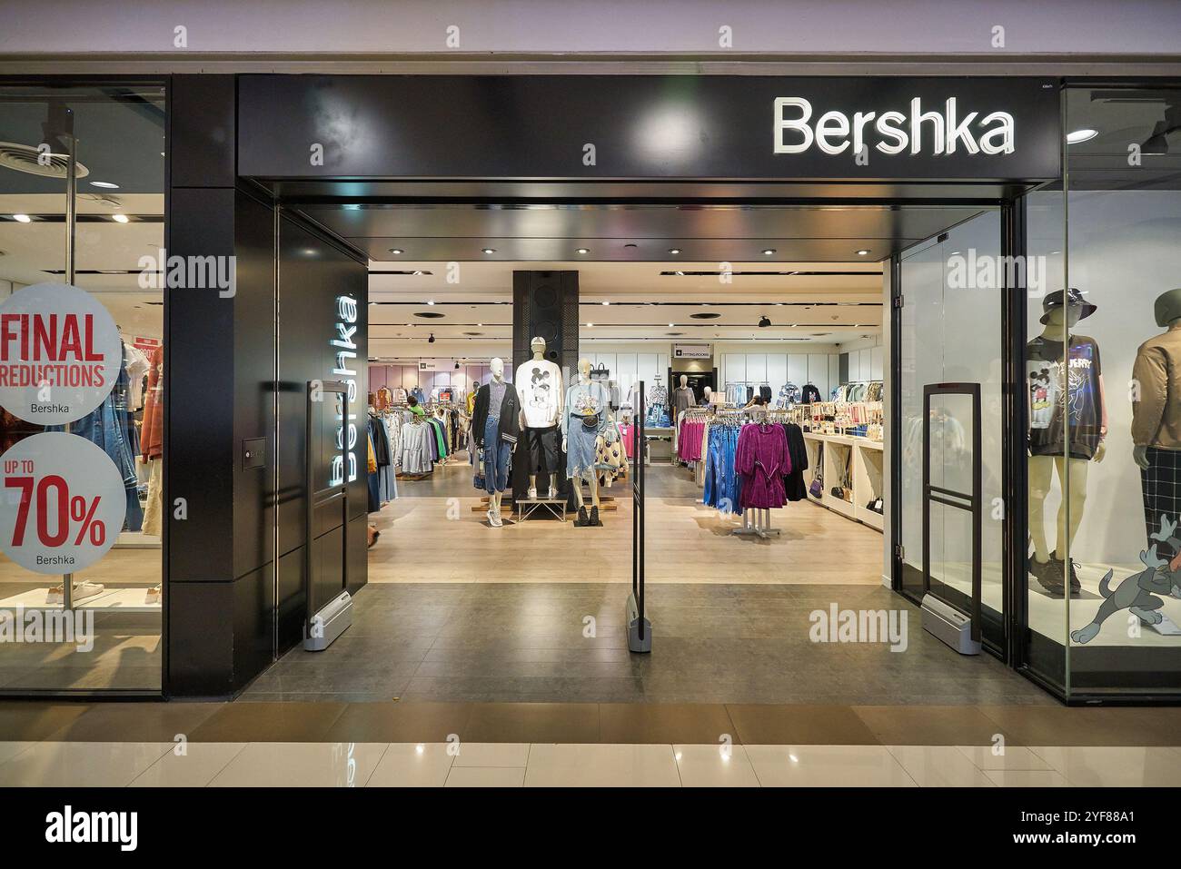 BANGKOK, THAILANDIA - 24 GENNAIO 2020: Ingresso al negozio Bershka di Bangkok. Foto Stock