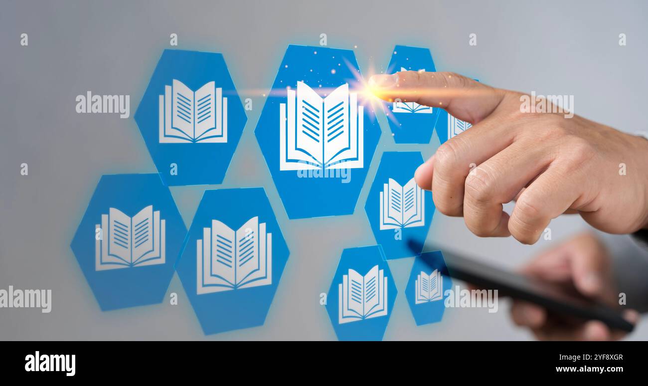 Formazione online, concetto di formazione e-learning, apprendimento online con webinar, esercitazioni di lettura o studio, lezioni su Internet, molte icone degli e-book, elettronica Foto Stock