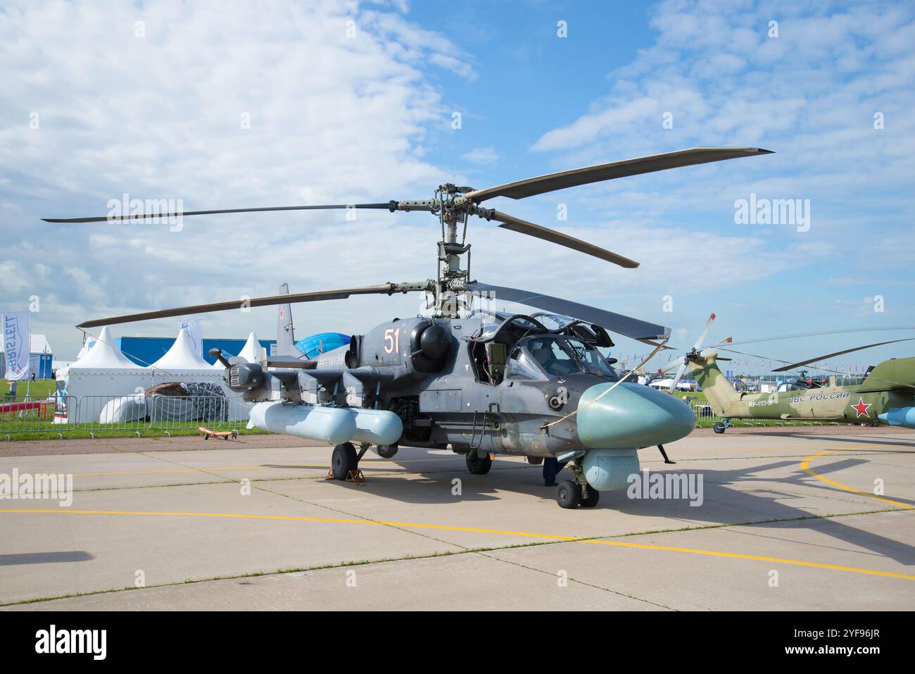 ZHUKOVSKY, RUSSIA - 20 LUGLIO 2017: Elicottero d'attacco russo Ka-52 "alligatore" al MAKS-2017 Air Show Foto Stock