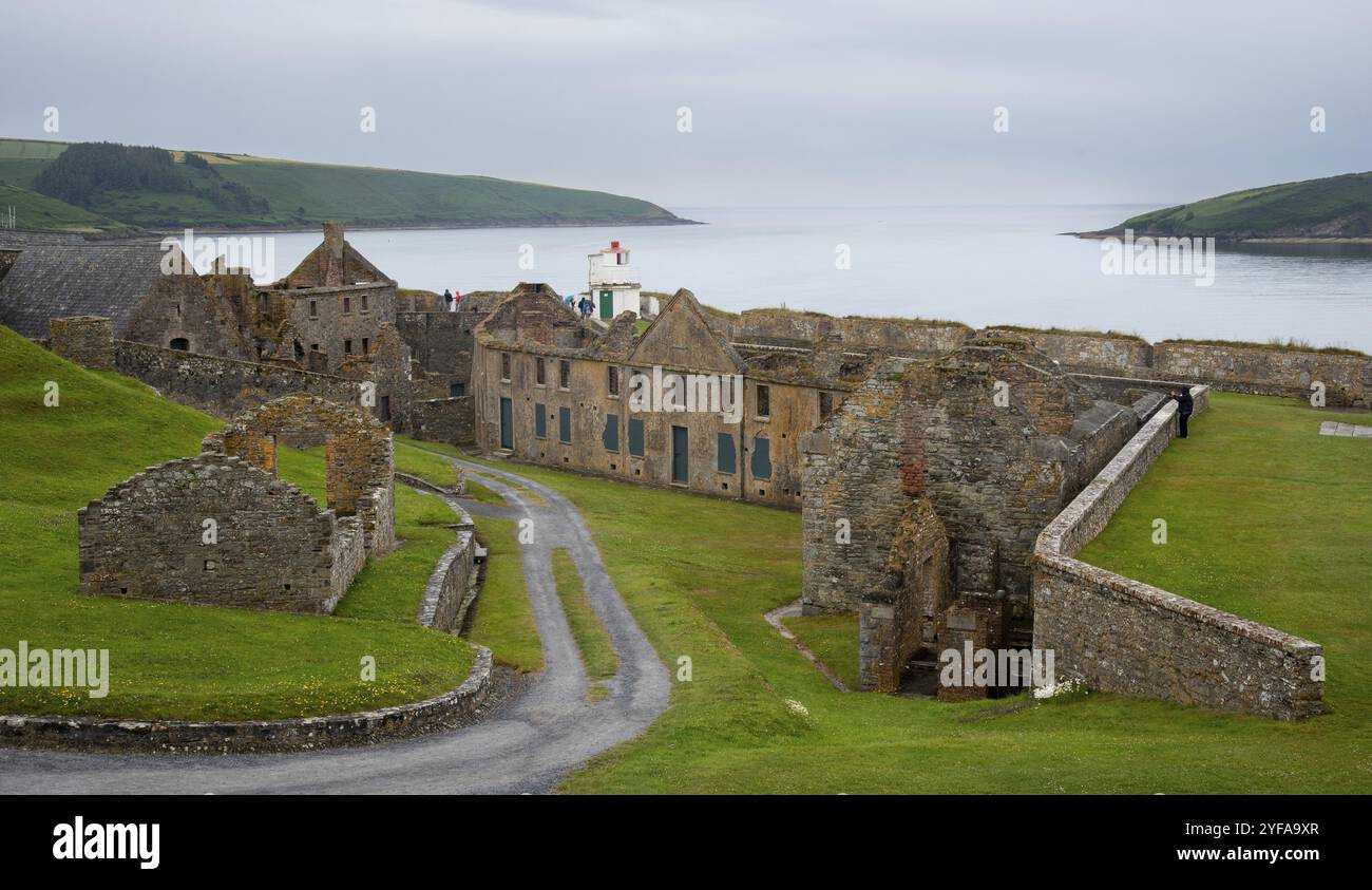 Rovine di antico castello. Charles Fort Kinsale punto di riferimento. Cork County Irlanda. Castelli irlandesi Foto Stock