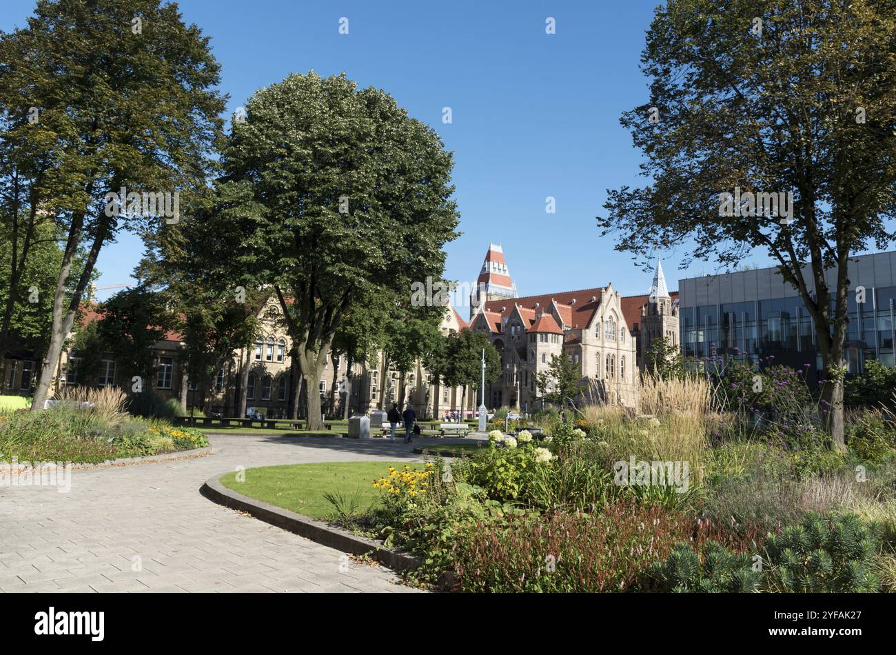 Manchester, Regno Unito, 18 settembre 2016: Famosi carden ed edifici del campus principale del Manchester University Office nel Regno Unito, in Europa Foto Stock