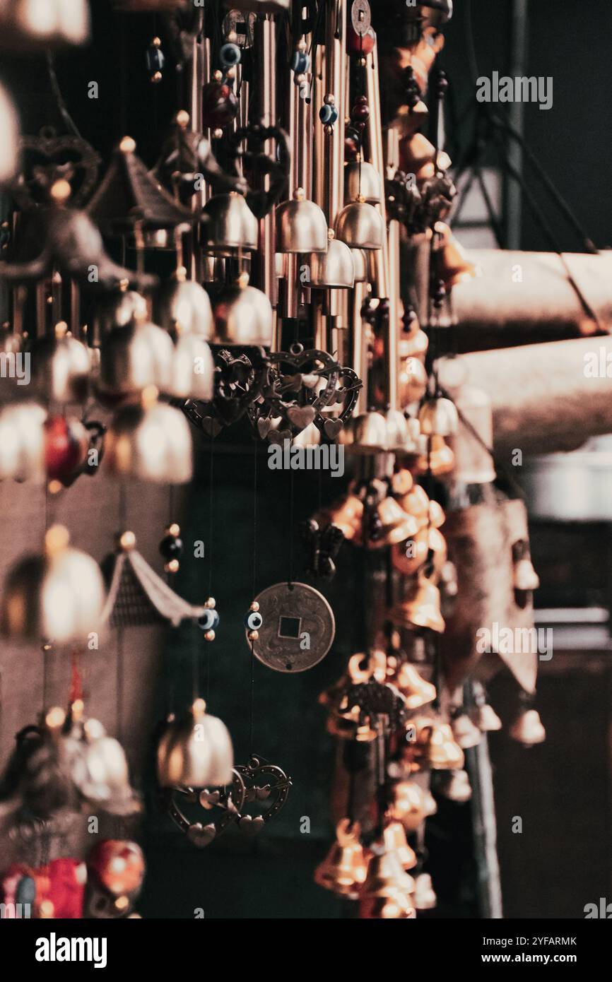 I Wind Chimes suonano Foto Stock