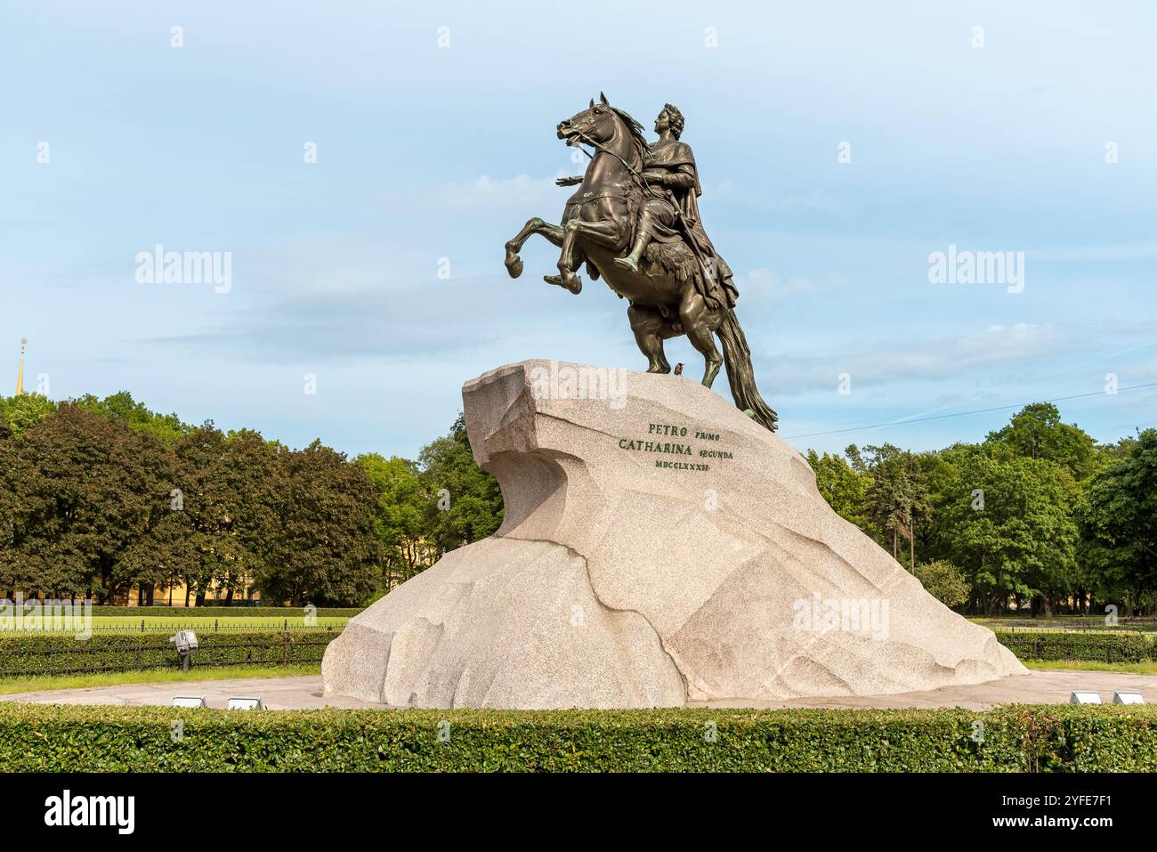 Monumento al cavaliere di bronzo o monumento a Pietro il grande in piazza del Senato a San Pietroburgo, Russia Foto Stock