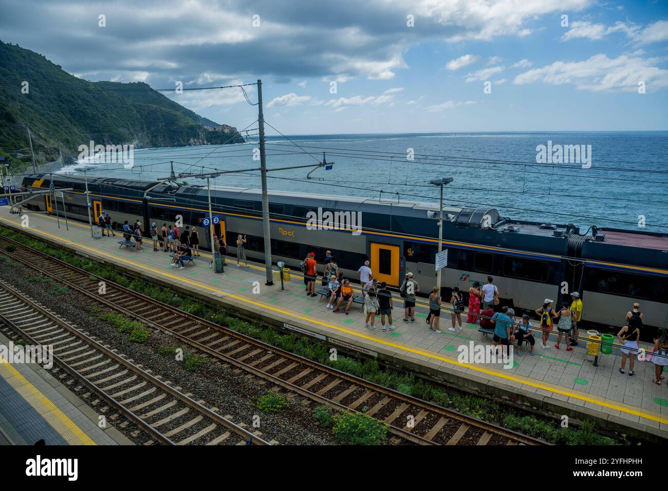 La stazione ferroviaria di Corniglia, cinque Terre, provincia di la Spezia, parte della regione Liguria, Italia settentrionale. Foto Stock