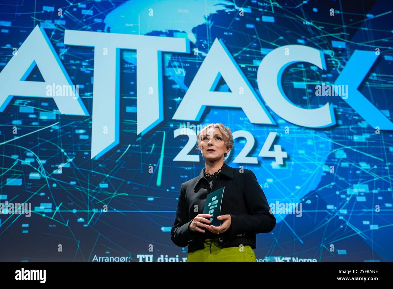 Oslo 20241105. Il ministro norvegese per la digitalizzazione e l'amministrazione Karianne Oldernes Tung (AP) apre martedì la conferenza Attack Cyber Conference al Centro Congressi di Oslo. Foto: Terje Pedersen / NTB Foto Stock