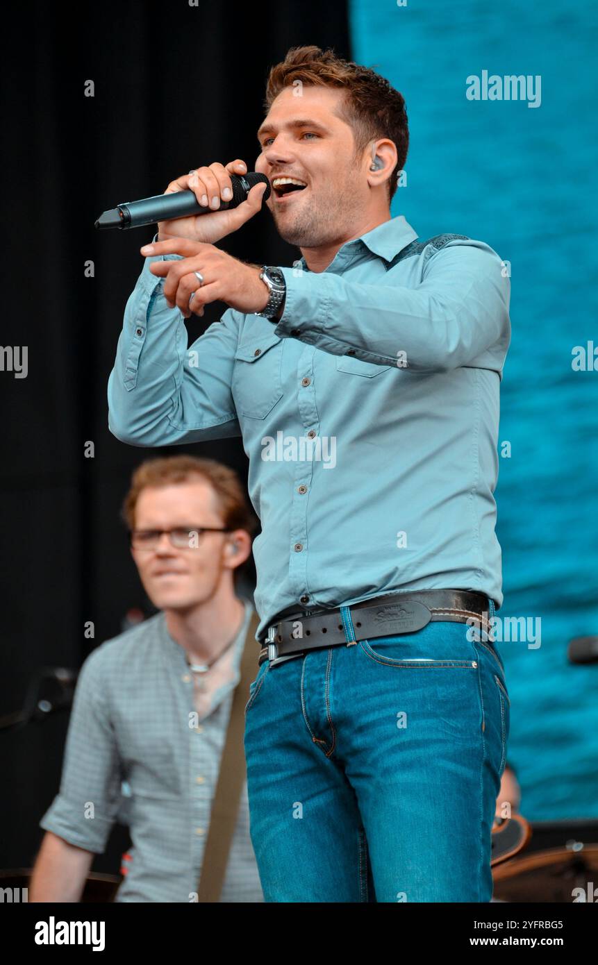 Roy Stride - Scouting for Girls, V2013, Hylands Park, Chelmsford, Essex, Regno Unito - 18 agosto 2013 Foto Stock