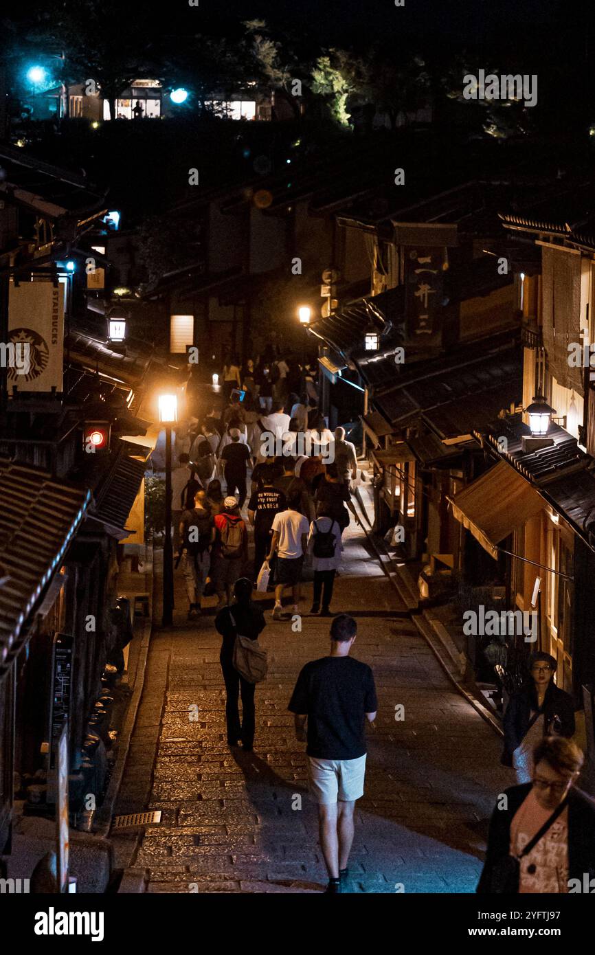 Kyoto Street by night, Giappone © Giorgia De dato Foto Stock