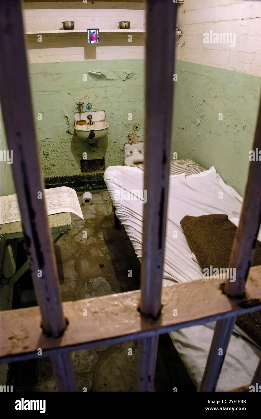 Una cella ad Alcatraz, San Francisco, California, Stati Uniti Foto Stock