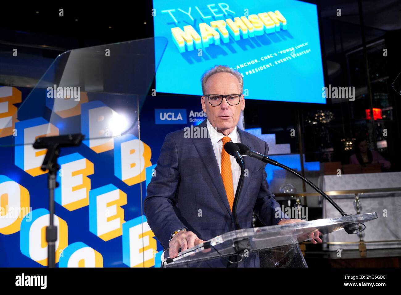 Tyler Mathisen durante i Gerald Loeb Awards 2024 presentati da UCLA Anderson, tenutosi presso la Rainbow Room di New York, New York, USA, giovedì 10 ottobre 2024. Credito: Jennifer Graylock-Graylock.com Foto Stock