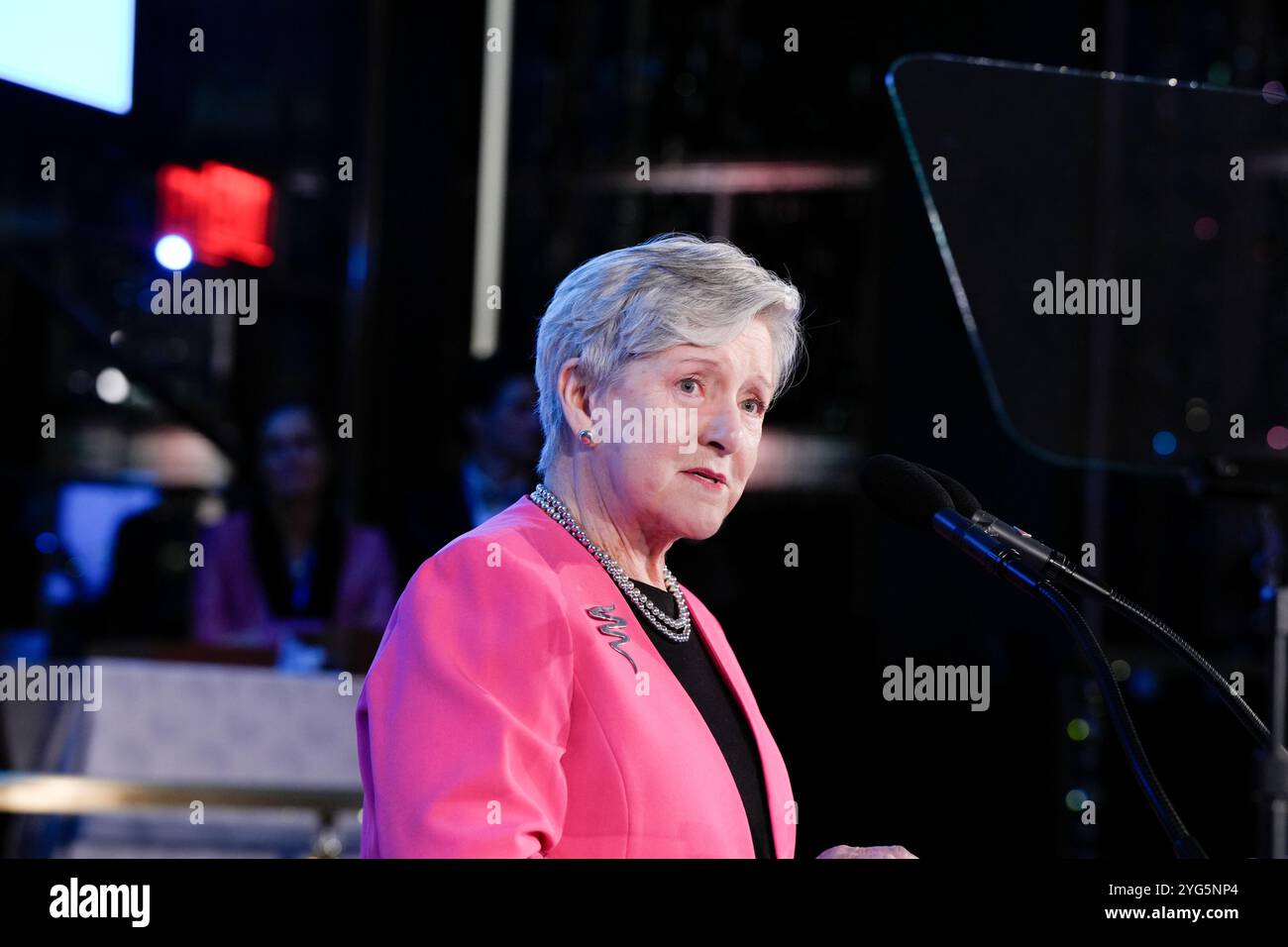 Diana Henriques durante i Gerald Loeb Awards 2024 presentati da UCLA Anderson, tenutosi presso la Rainbow Room di New York, New York, USA, giovedì 10 ottobre 2024. Credito: Jennifer Graylock-Graylock.com Foto Stock