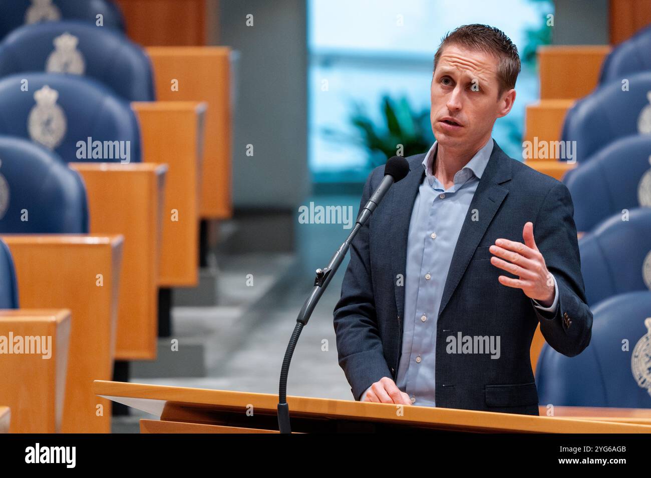 DEN HAAG, PAESI BASSI - 17 APRILE: Michiel van Nispen (SP) durante il dibattito Plenario al Tweede Kamer il 17 aprile 2024 a Den Haag, Paesi Bassi (foto di John Beckmann/Orange Pictures) Foto Stock