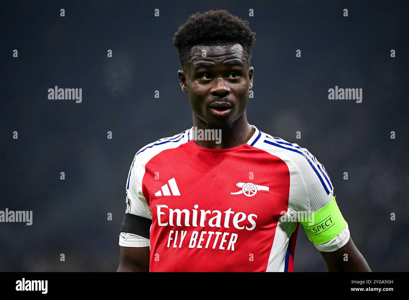 Bukayo Saka dell'Arsenal FC durante la partita di UEFA Champions League Inter Milan e Arsenal FC allo Stadio San Siro di Milano, Italia il 6 novembre 2024 credito: Piero Cruciatti/Alamy Live News Foto Stock