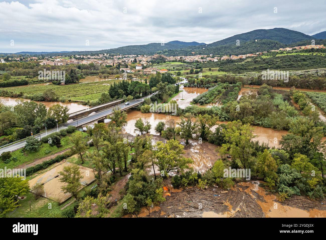 Il fiume Argens a Roquebrune Sur Argens durante le inondazioni nell'ottobre 2024. Sud-est della Francia. Foto Stock