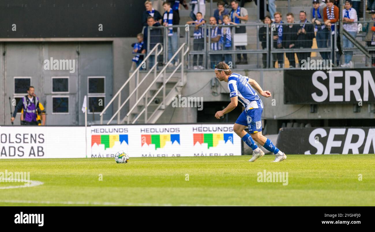 Gothenburg, Svezia. 16 settembre 2023. Il giocatore Gustav Svensson per l'IFK Gothenburg con calcio di punizione dal proprio tempo per durante la partita contro. Brommapojkarna. Foto Stock