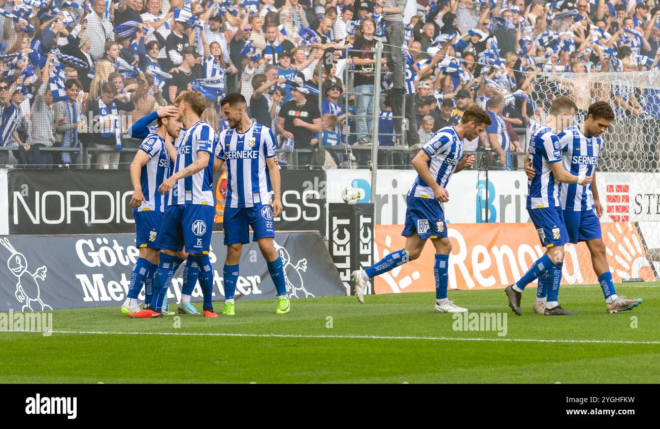 Gothenburg, Svezia. 16 settembre 2023. I giocatori dell'IFK Gothenburg celebrano il gol vincente di Arbnor Muccelli contro il Brommapojkarna. Credito: Per Ljung Foto Stock