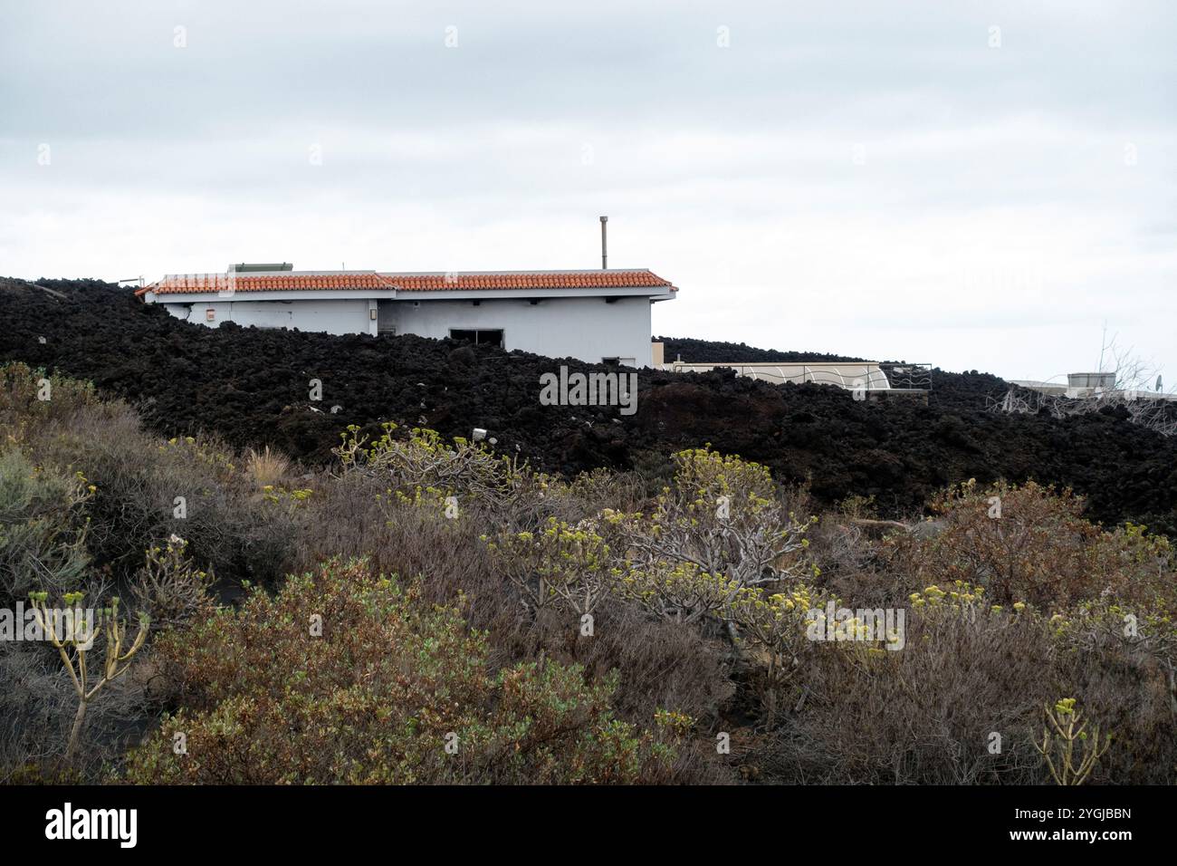 Spagna, isole Canarie, la Palma: Case abbandonate e distrutte dopo l'eruzione del vulcano Cumbre Vieja Foto Stock