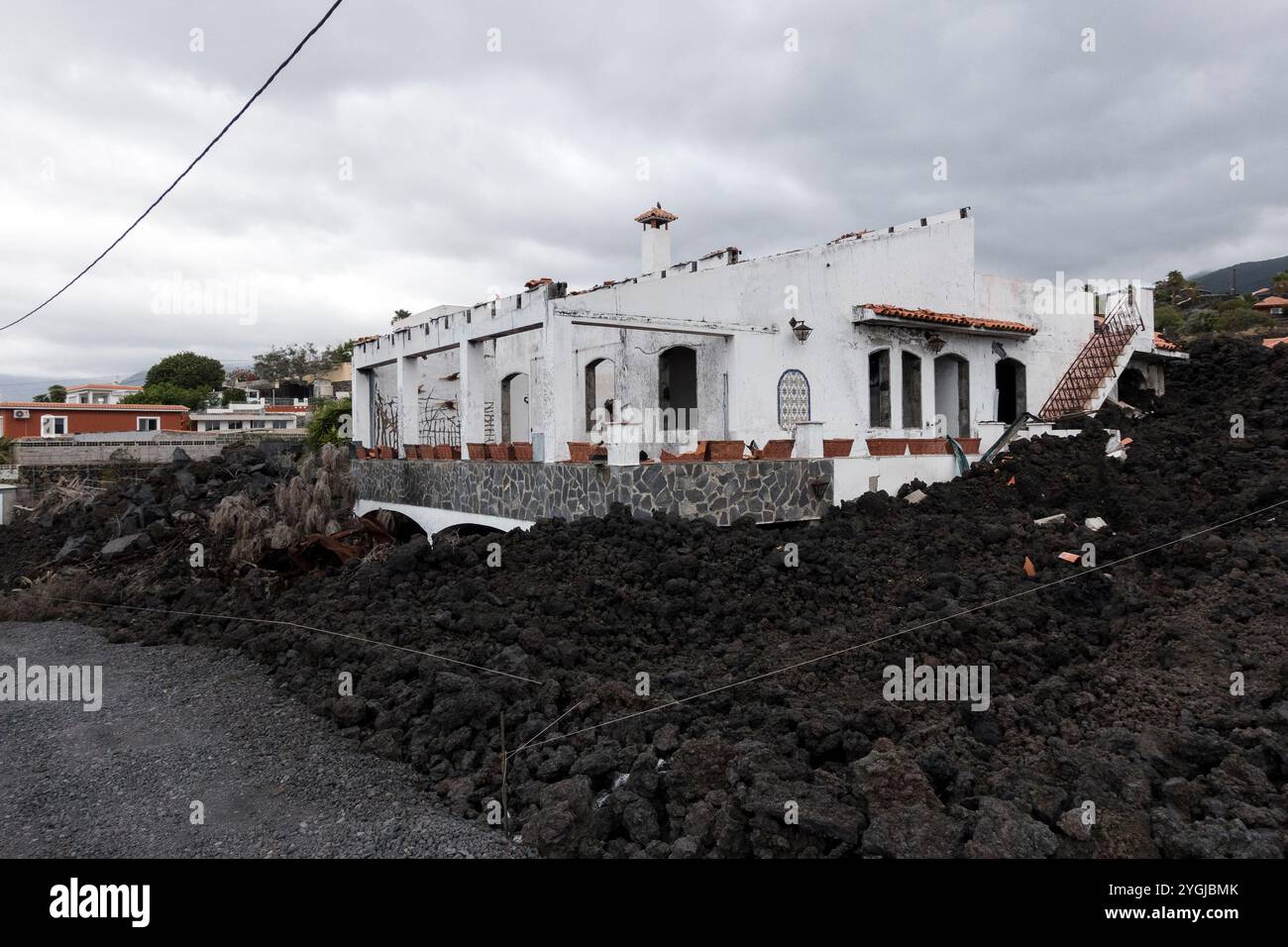 Spagna, isole Canarie, la Palma: Case abbandonate e distrutte dopo l'eruzione del vulcano Cumbre Vieja Foto Stock